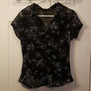 Short sleeve top